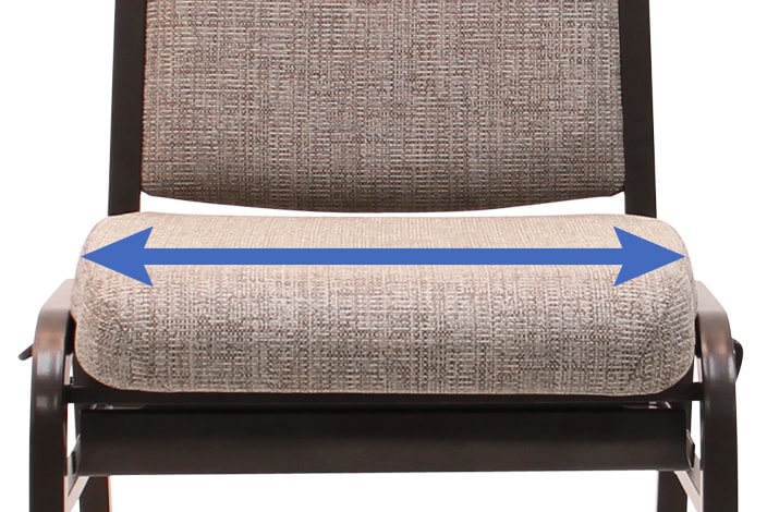 Illustration emphasizing the wide seat cushion