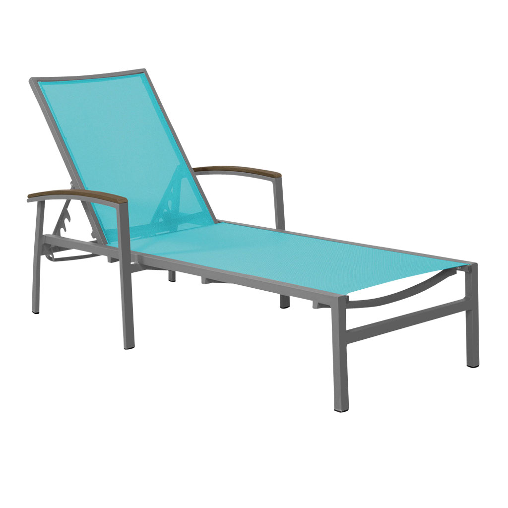 Chaise longue in rete Magnolia con braccioli