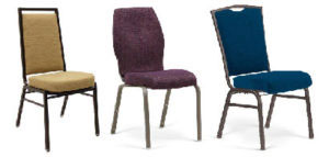 3 chaises de banquet