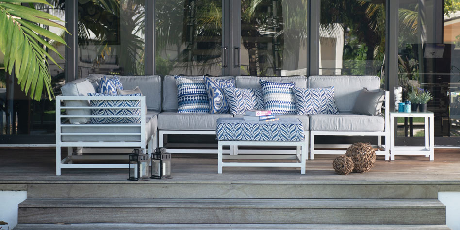 Buying Guide: Outdoor Patio Furniture for Restaurants