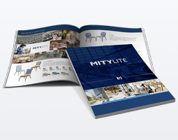 Fotografía de la portada y el interior del Lookbook del diseñador MityLite